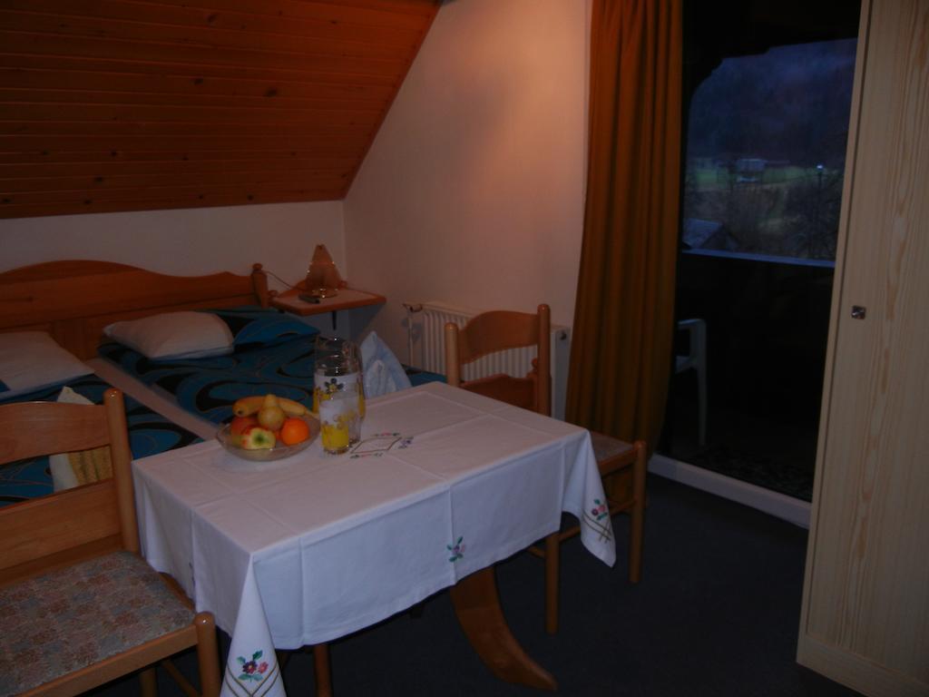 Apartments & Rooms Stare Bohinj Rum bild