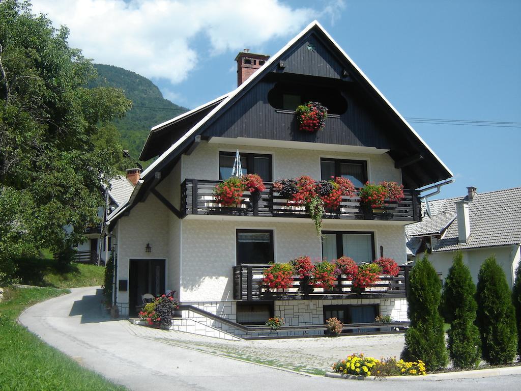 Apartments & Rooms Stare Bohinj Exteriör bild